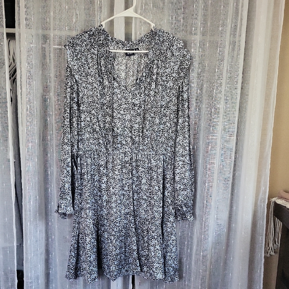 GAP Black and White Long Sleeve Sundress with Bib Collar